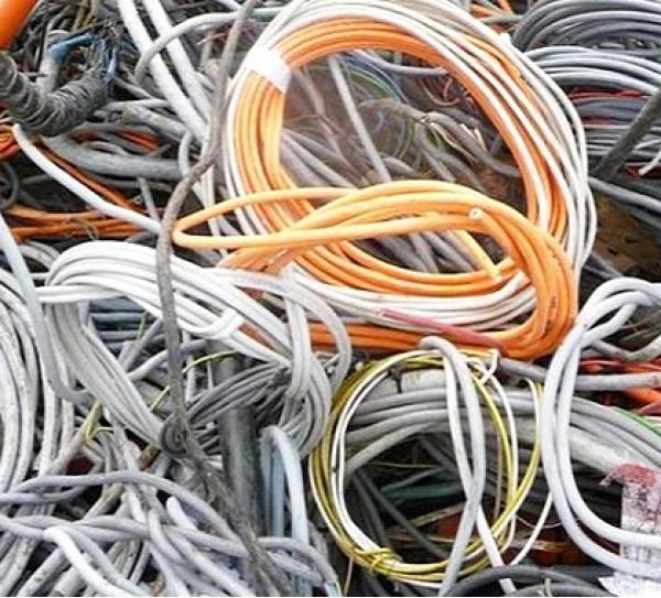 Dar�ca hurda kablo